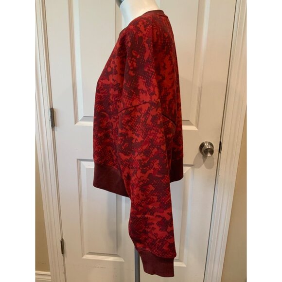 Under Armor Red Rival Fleece Camo Crew Neck Loose Avy Sweatshirt, Size S, NWT! - Picture 5 of 10